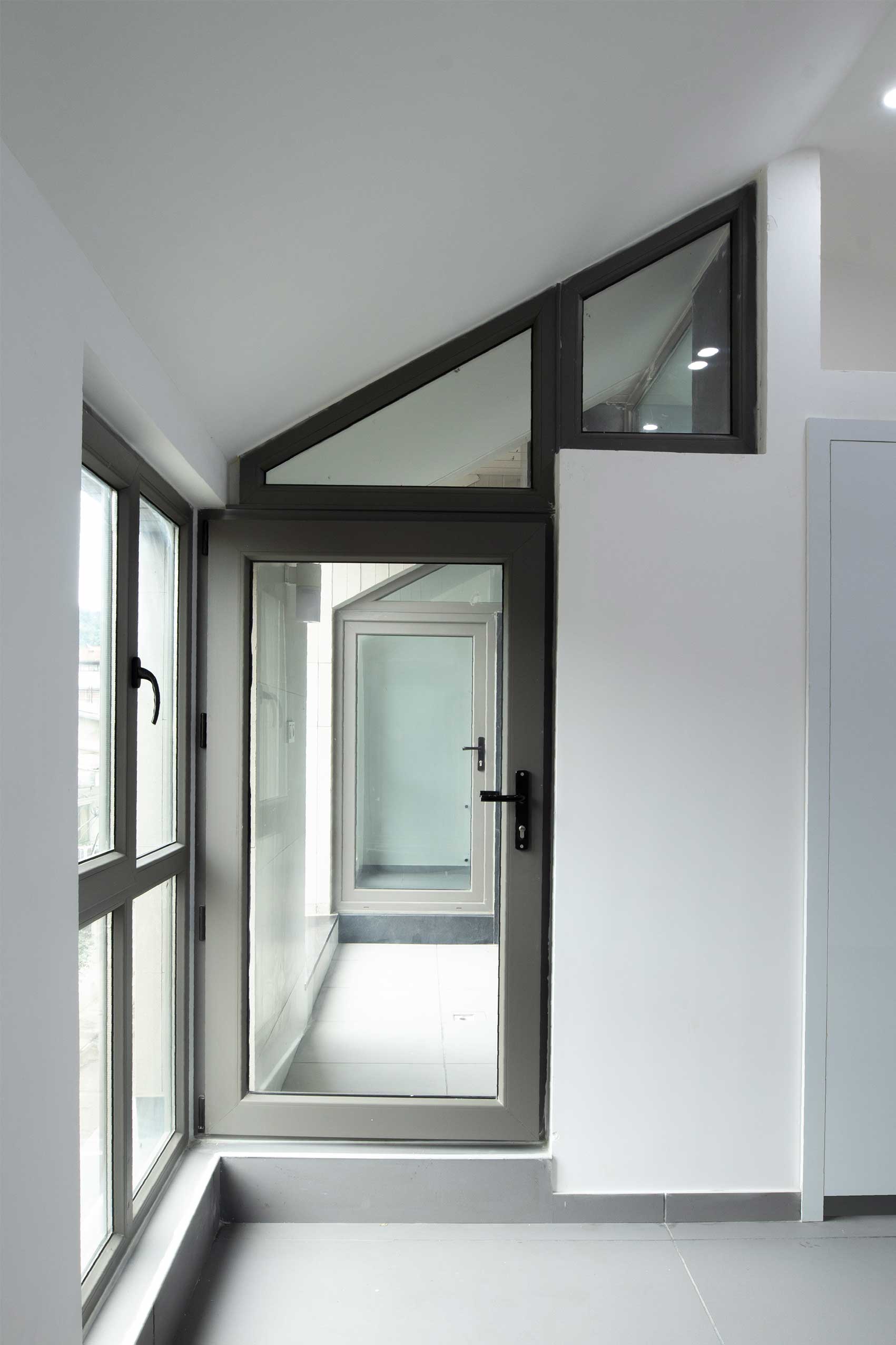 ONE THIRD PROJECT 8
Architect: Amin Soltanpour 
Company: Soltanpour Studio