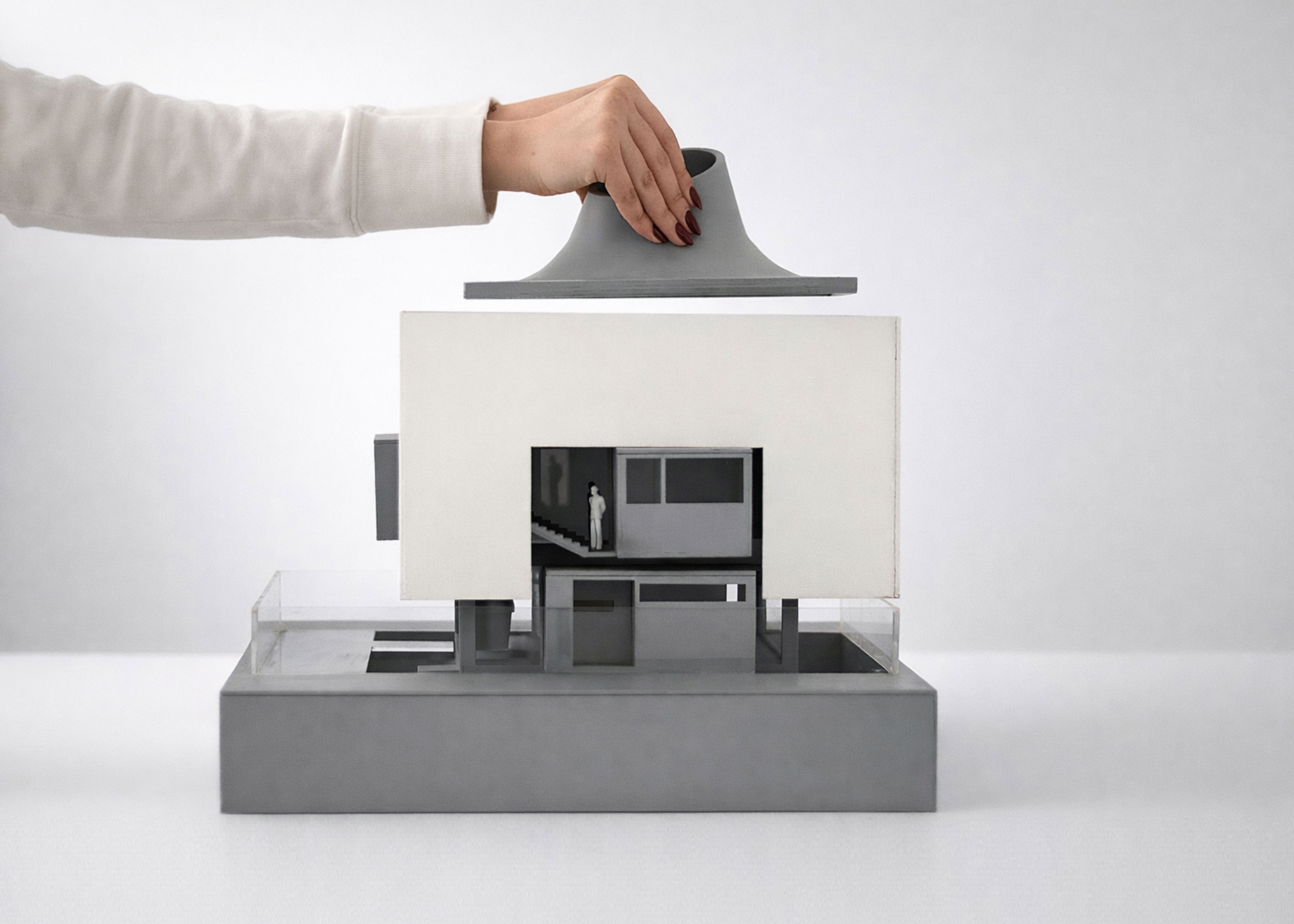 THE BOXES NO 5 (THE INWARD BOX) 12
Architect: Amin Soltanpour 
Company: Soltanpour Studio