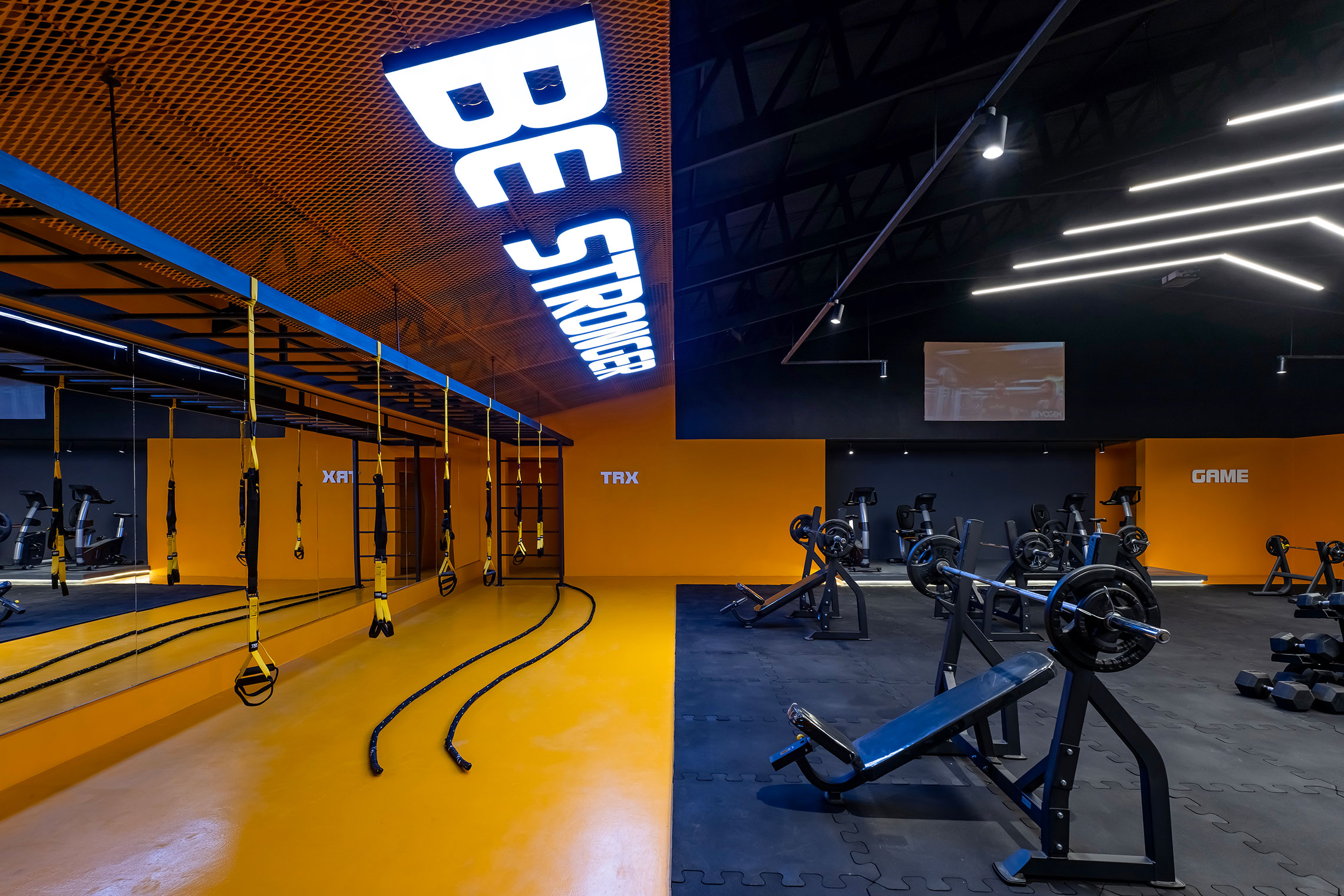 ATUR GYM 13
Architect: Amin Soltanpour 
Company: Soltanpour Studio