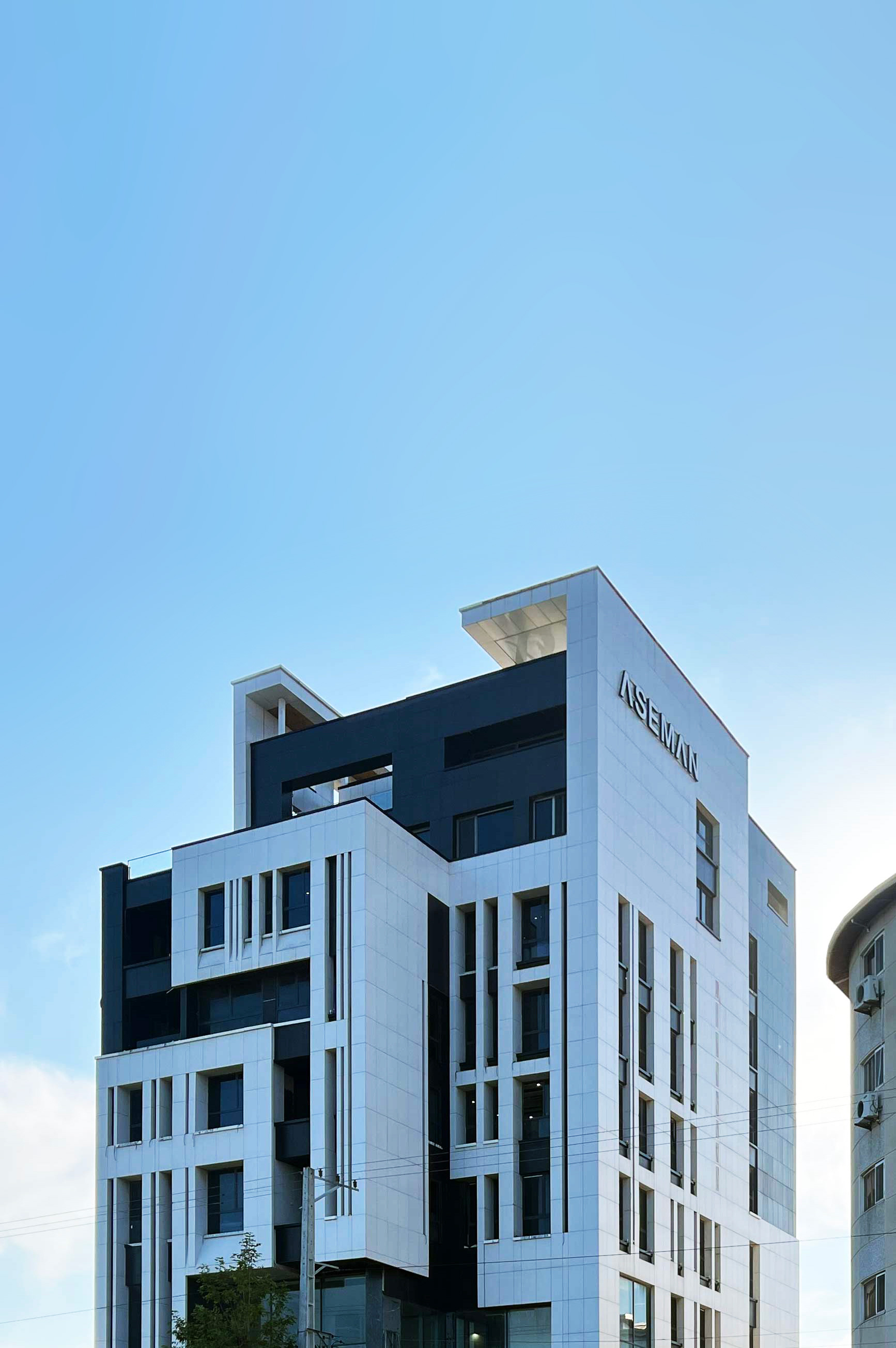 ASEMAN COMMERCIAL CENTER 2
Architect: Amin Soltanpour 
Company: Soltanpour Studio