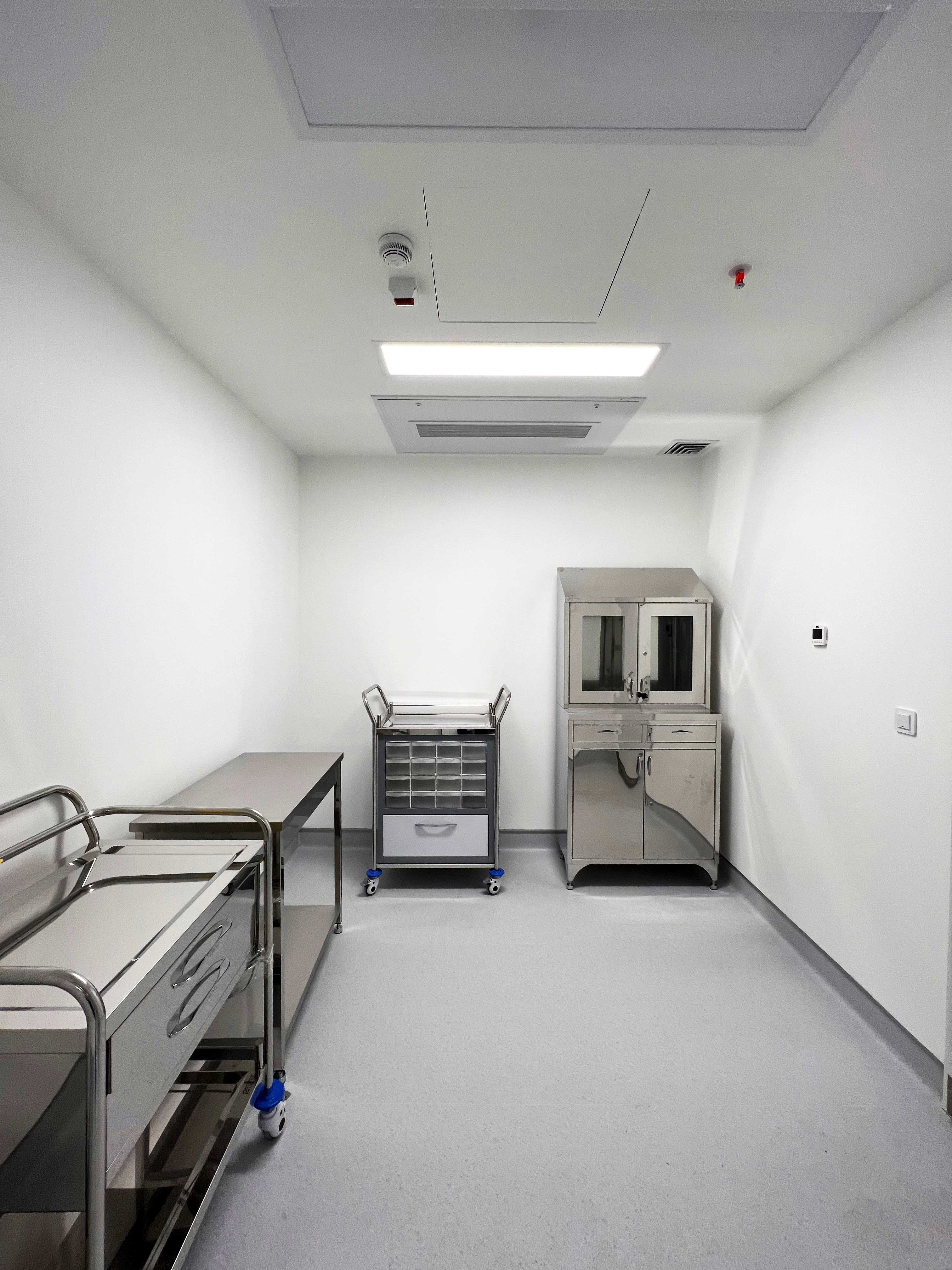 NOOR HOSPITAL 11
Architect: Amin Soltanpour 
Company: Soltanpour Studio