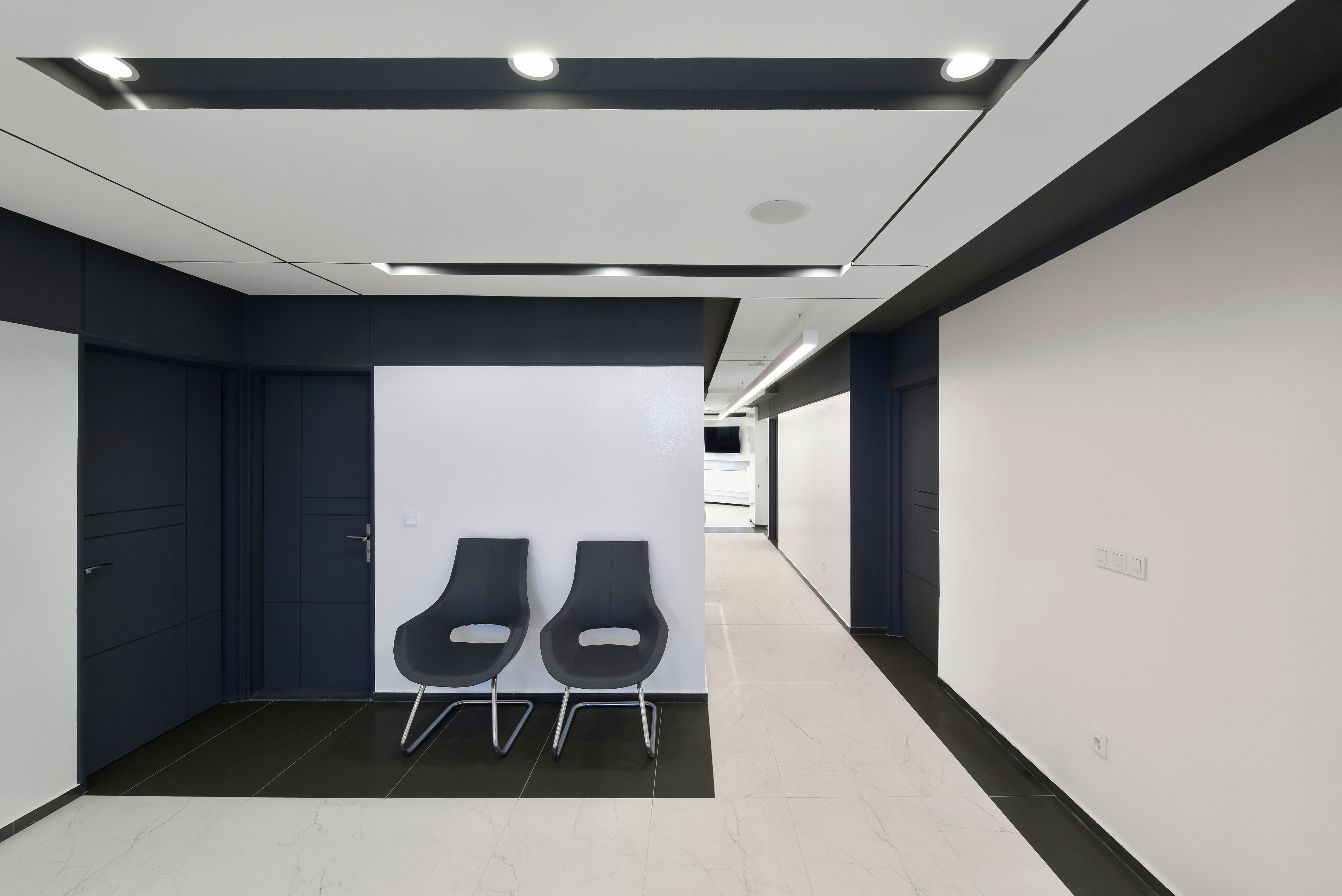 PARSA DENTAL CLINIC 9
Architect: Amin Soltanpour 
Company: Soltanpour Studio